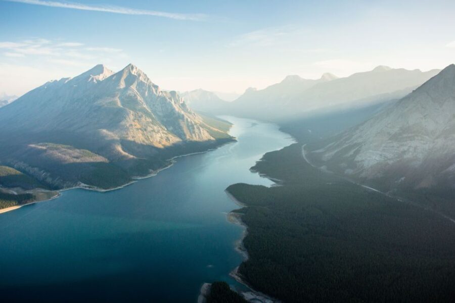 Canadian Rockies: Helicopter Flight With Exploration Hike
