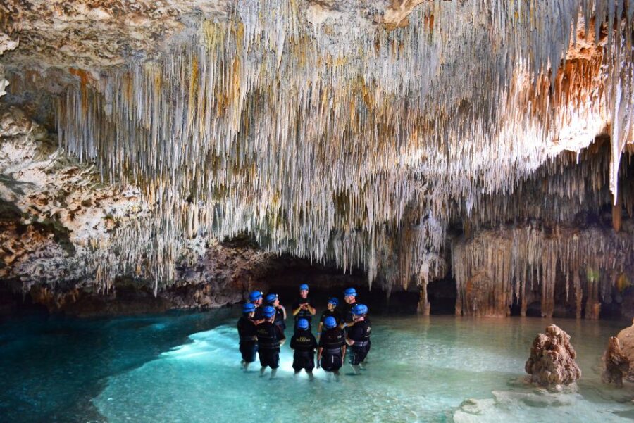 Cancun/Playa Del Carmen: Tickets to Rio Secreto and Lunch
