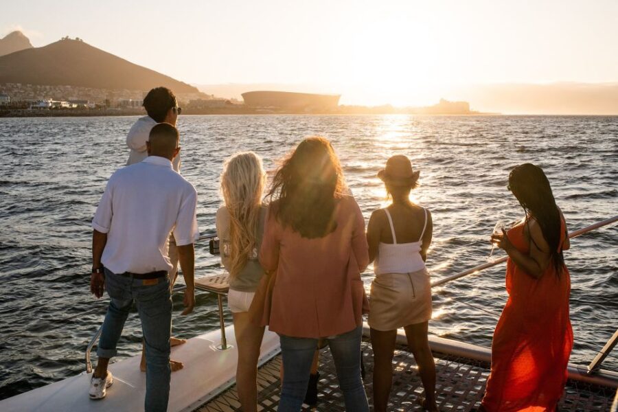 Cape Town: V&A Waterfront Champagne Cruise