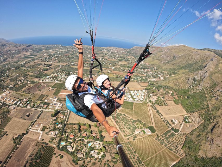 Castellammare Del Golfo: Paragliding Flight and GoPro Video