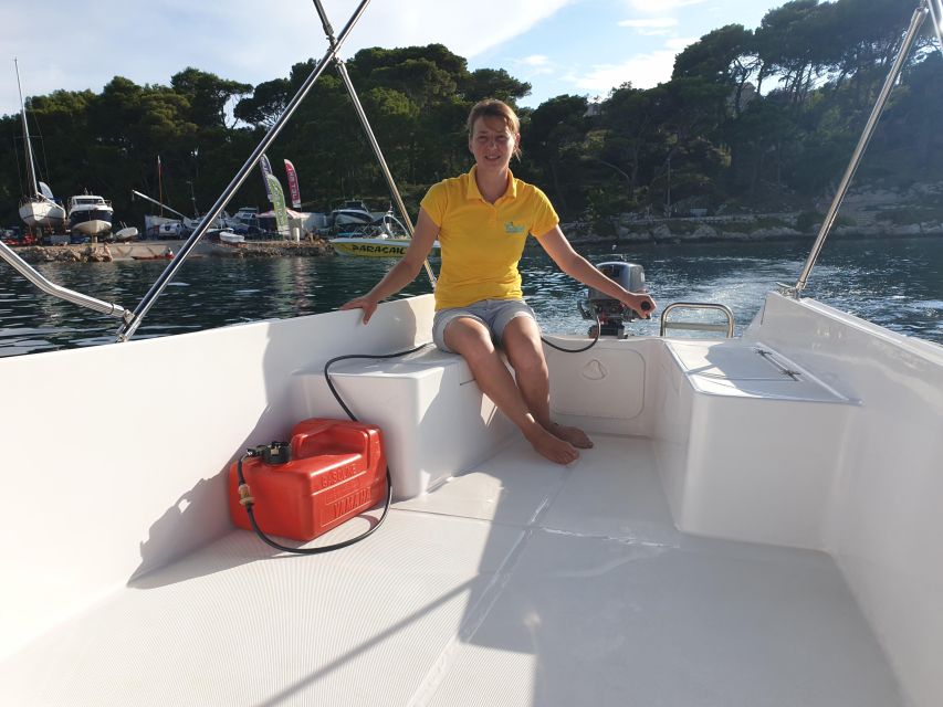 Cavtat: Rent a Boat