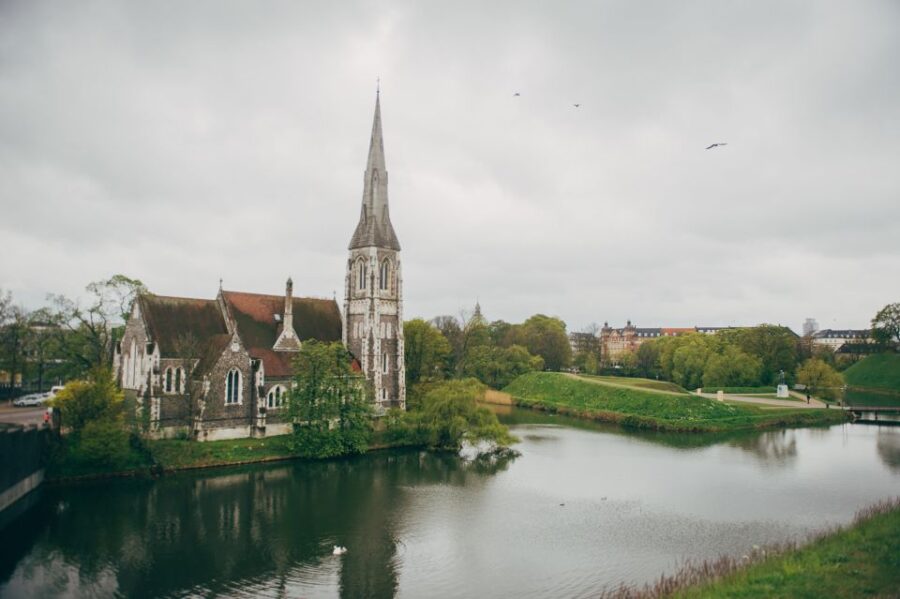 Central Copenhagen: Top Sights Walking Tour With a Local