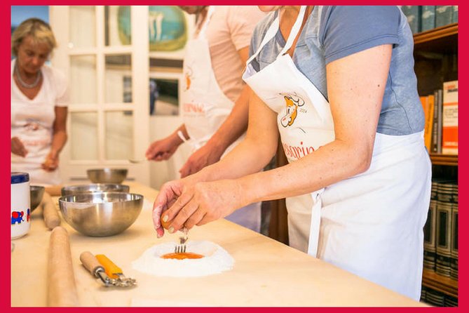 Cesarine: Home Cooking Class & Meal With a Local in Rome - Overview of the Experience