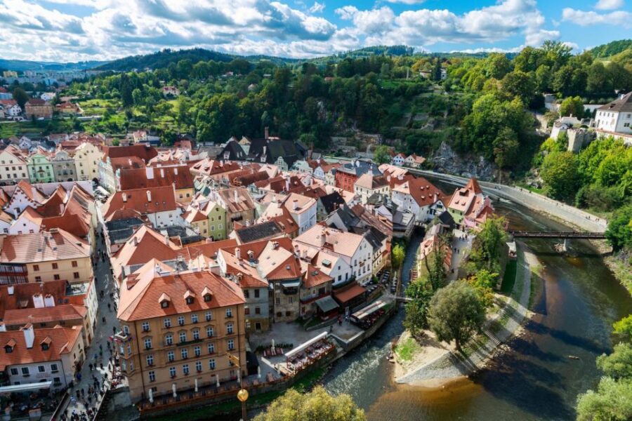Cesky Krumlov: Express Walk With a Local in 60 Minutes