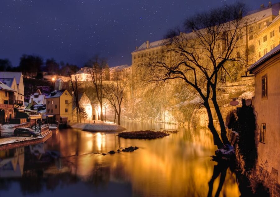 Cesky Krumlov: Private 2-Hour City Walking Tour - Tour Details and Experience