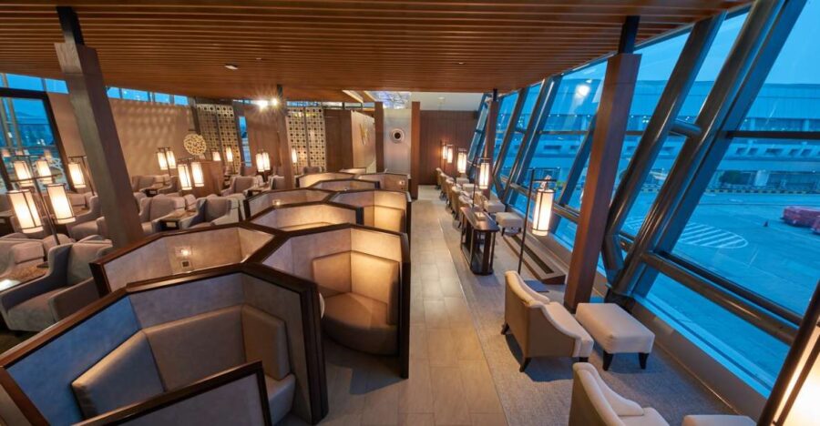 CGK Jakarta Airport: Premium Lounge Access