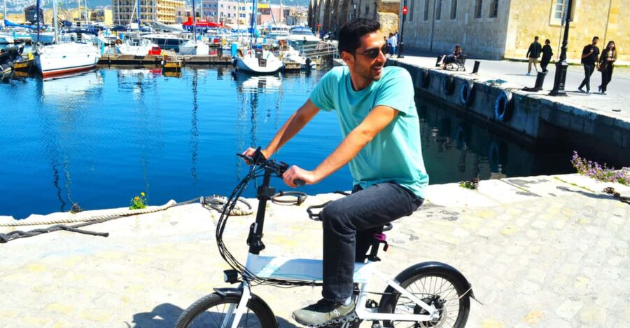Chania Ebike Historical Tour + Snack in the Most Famous Cafe