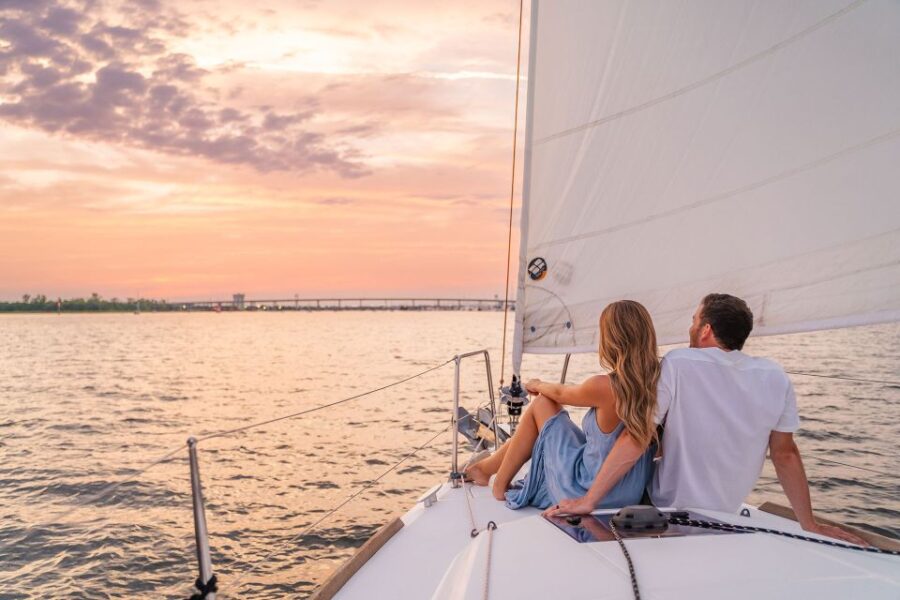 Charleston: Private Daytime or Sunset BYOB Sailing Charter