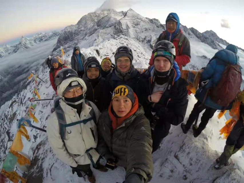 Chengdu: 6-Day Mt. Siguniang Dafeng Erfeng Climbing Tour