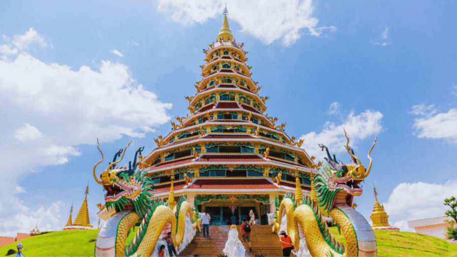 Chiang Rai 3 Temples (White/Blue/Red) + Long Neck Village