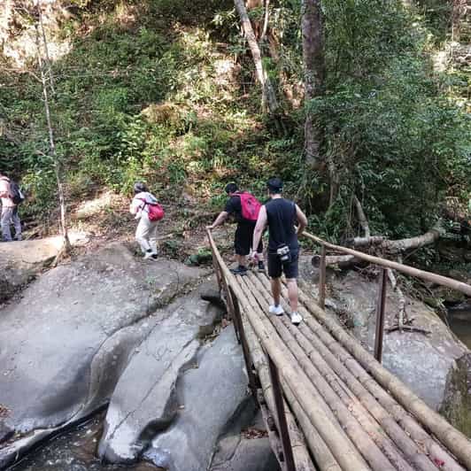 Chiangmai Overnight With Doi Inthanon National Park Tour