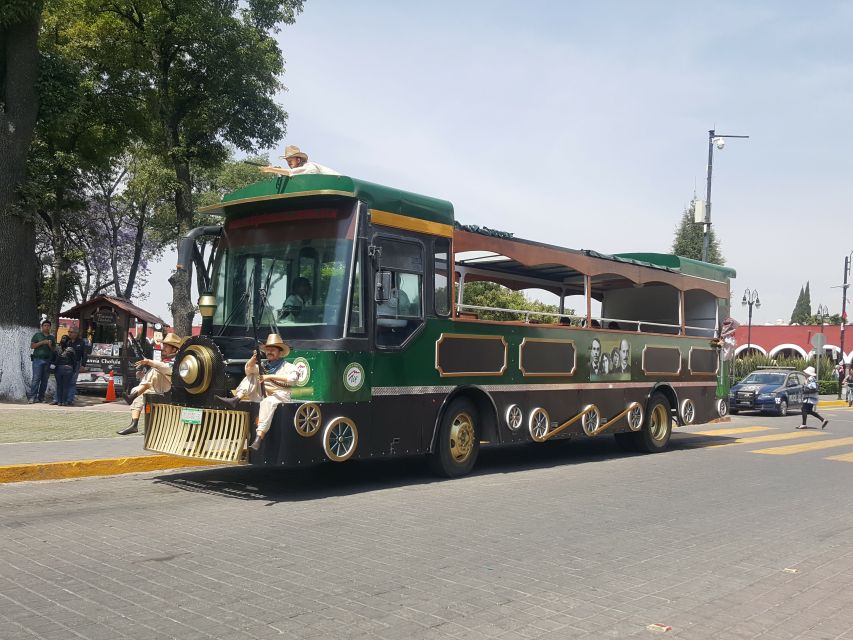 Cholula Magical Town 6-Hour Tour by Double-Decker Bus