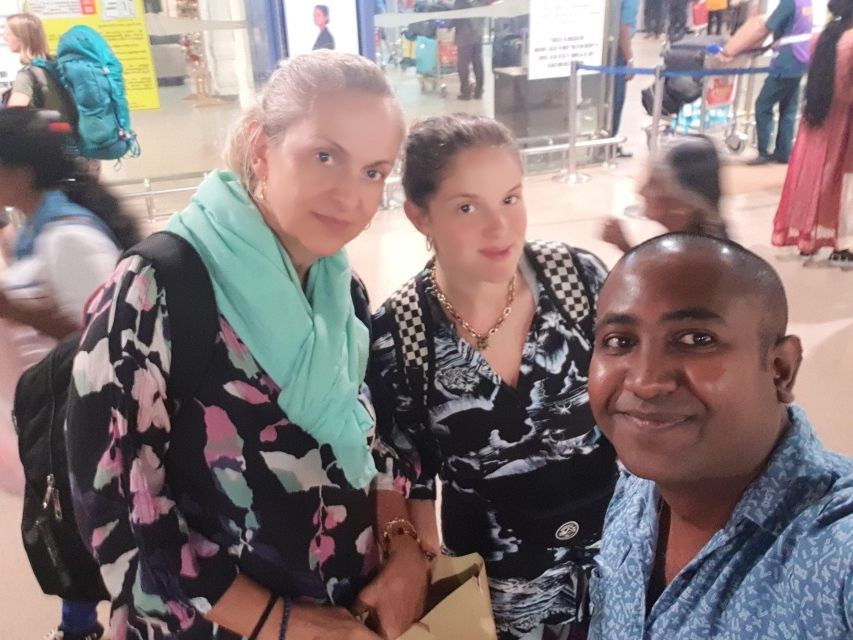 Colombo Airport (CMB) to Midigama/Ahangama Private Transfer