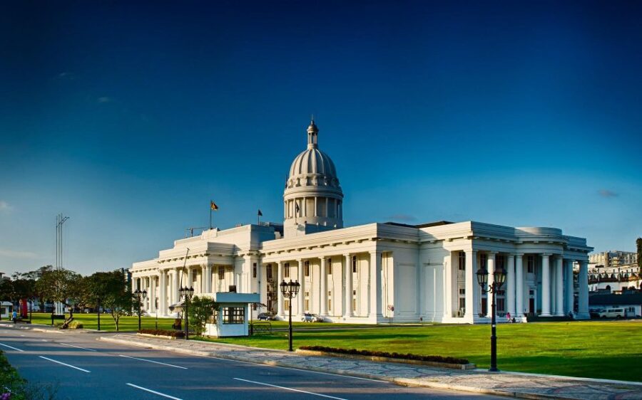 Colombo City Tour With Ceylonia Travels