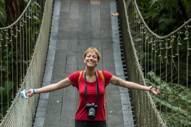 Combo La Fortuna Waterfall Arenal Volcano & Mistico Hanging Bridges