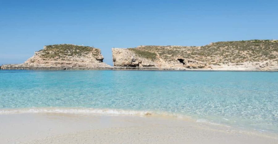 Cominos Best in a Flash: Caves, Coves & Beaches Boat Tour - Tour Overview and Pricing