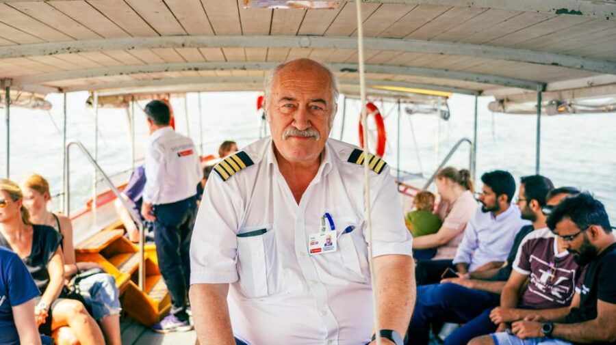 Copenhagen: Boat Trip on Lyngby Lake and Millstream