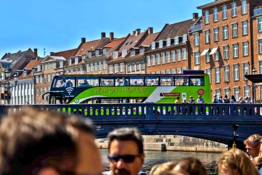 Copenhagen: Hop-On Hop-Off Classic Bus Tour