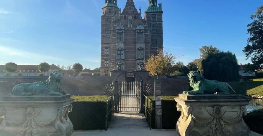 Copenhagen: Kings Garden Outdoor Escape Room Game
