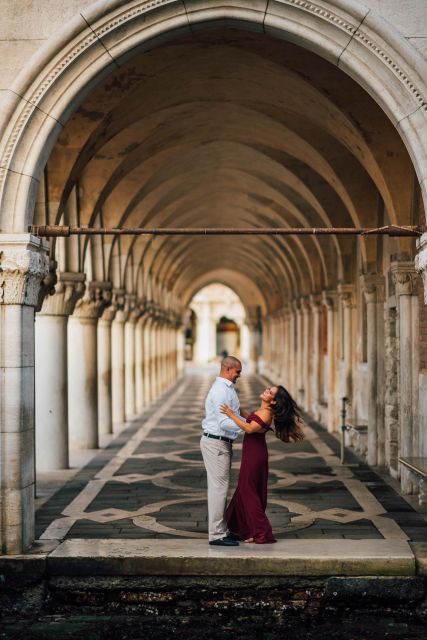 Couple Photography in Romantic Venice Among the Streets And.