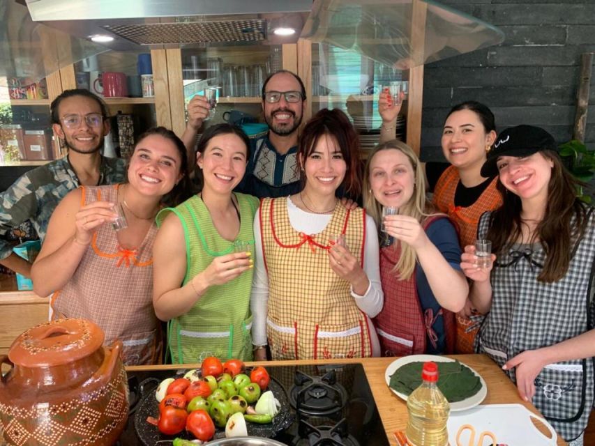 Coyocán: Market and Cooking Class