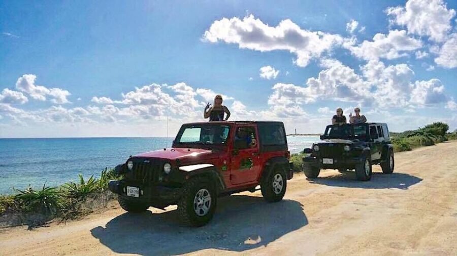 Cozumel Private Jeep Tour With Lunch and Snorkeling