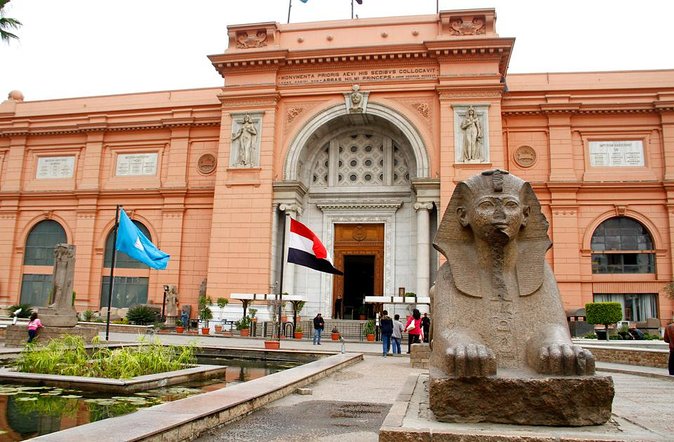 Day Trip to Pyramids and Egyptian Museum - Tour Overview