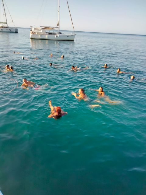 Denia: Cova Tallada Catamaran Tour and Swimming Stop