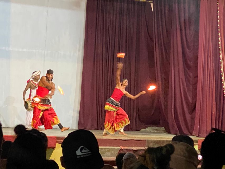 Discover Kandys Highlights in a Day With Inpura Travels