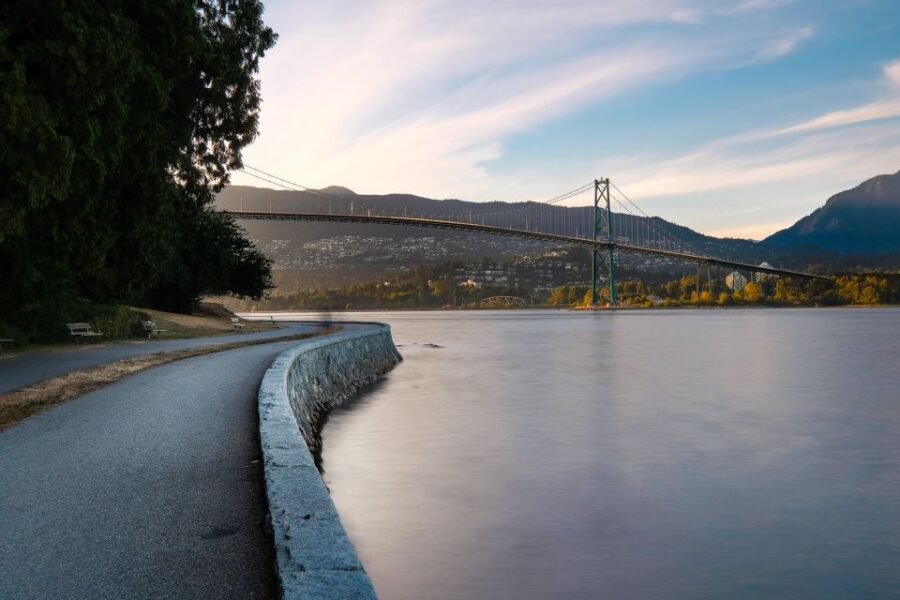 Discover Stanley Park With a Smartphone Audio Walking Tour - Tour Overview and Pricing