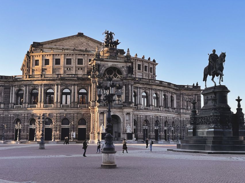 Dresden: Old Town Outdoor Escape Game Manhunt