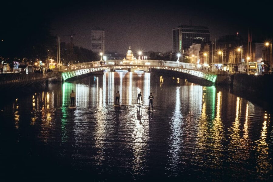 Dublin City: Liffey Stand Up Paddle Tour