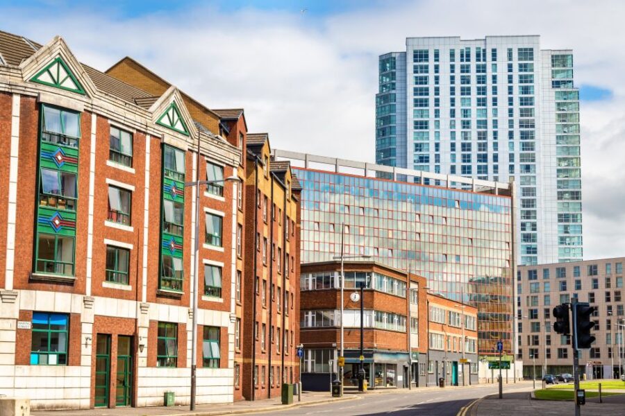 Dublin Day Trip to Belfast, Titanic, Giants Causeway by Car
