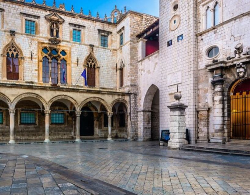 Dubrovnik: Guided Group Tour With Morning Cup of Coffee