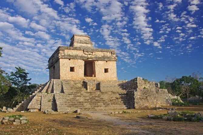 Dzibichaltun Mayan Ruins & Beach Break Excursion