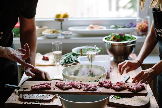 Eat Like a Berliner: Market Tour, Cooking Class and Lunch