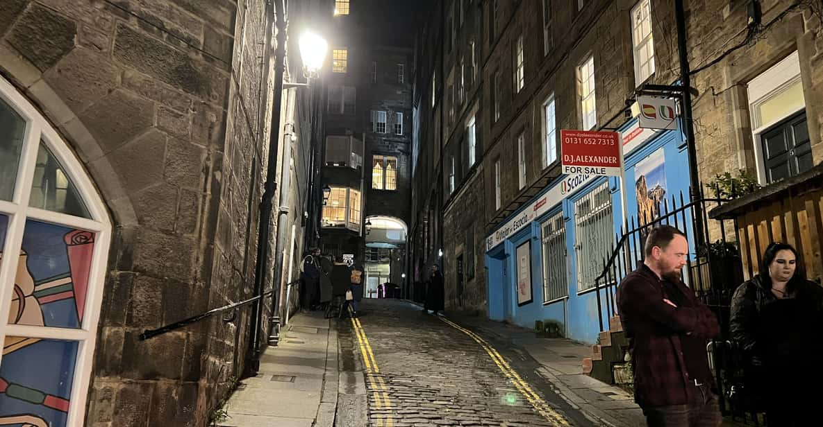 Edinburgh: Ghost and Dark Side of the City Walking Tour - Tour Overview