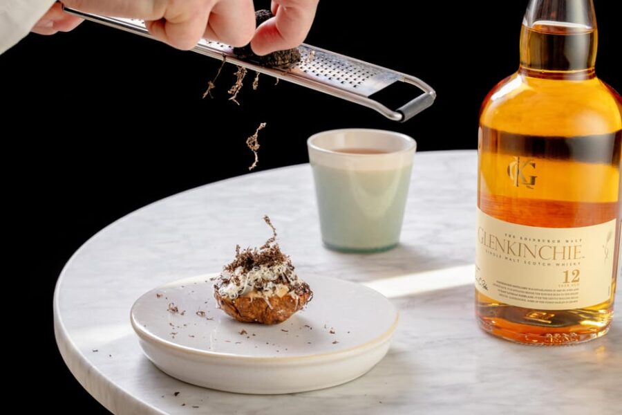 Edinburgh: Johnnie Walker Cocktails & 4 Course Cuisine - Experience Overview