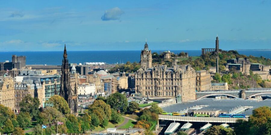 Edinburgh: Private Architecture Tour With a Local Expert