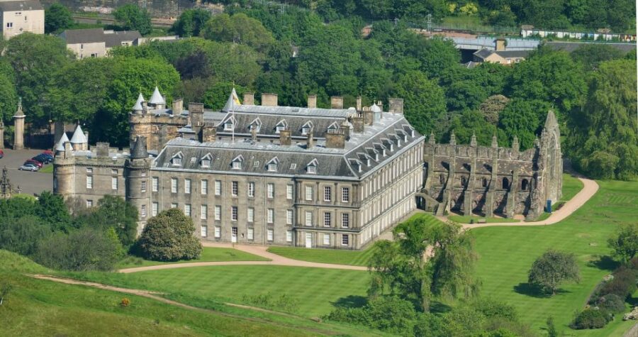 Edinburgh Shore Excursion: City Tour & Royal Yacht Britannia