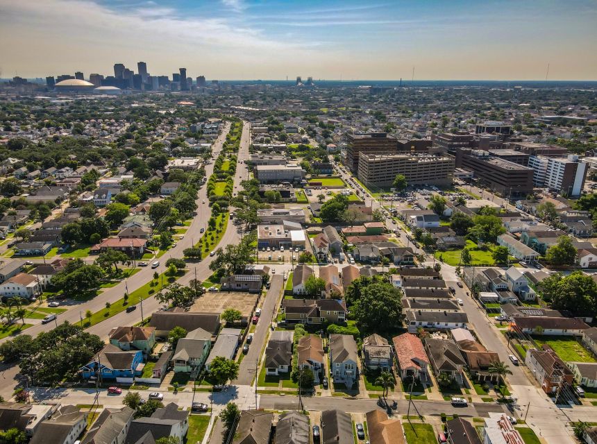 Eternal Echoes: A Cemetery Tour of New Orleans