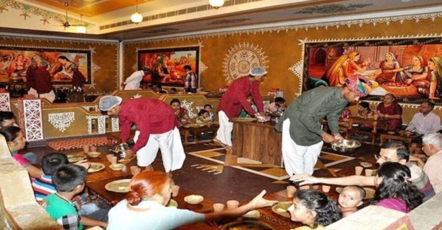 Evening Jaipur City Tour and Dinner at Chokhi Dhani