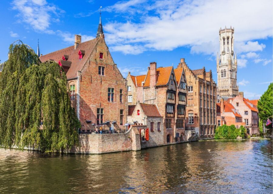 Experience the Best of Bruges on Private Tour With Boat Ride - Explore Bruges Lively Squares