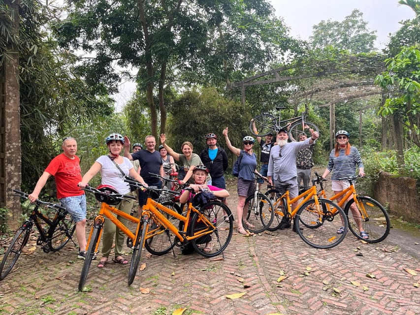 Explore Duong Lam Village With Mia Pagoda, Phung Hung Temple
