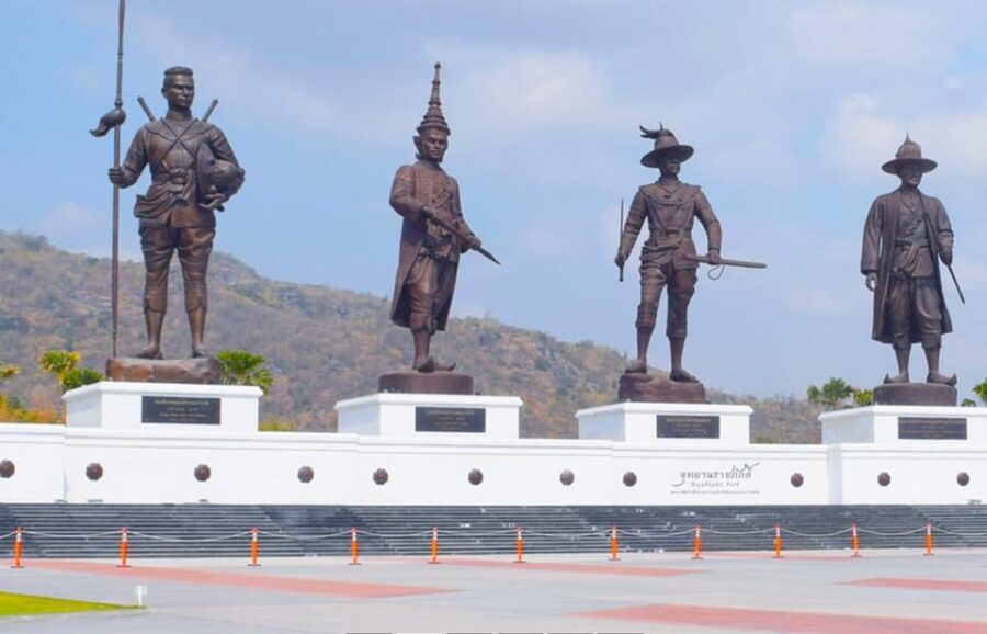 Explore Hua Hin Half-Day Small-Group Tour With Lunch