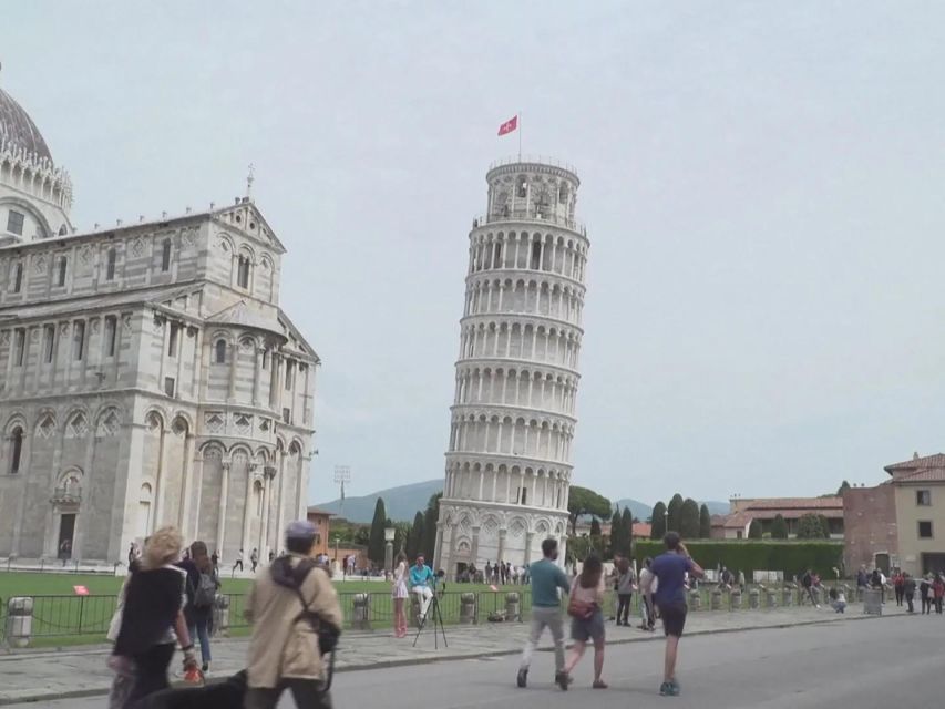 Explore Pisa’s Iconic Leaning Tower and Cathedral Highlights
