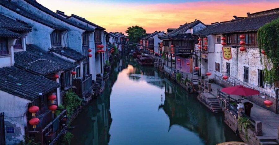 Explore Suzhous Hidden Gardens&Enchanting Tongli Watertown