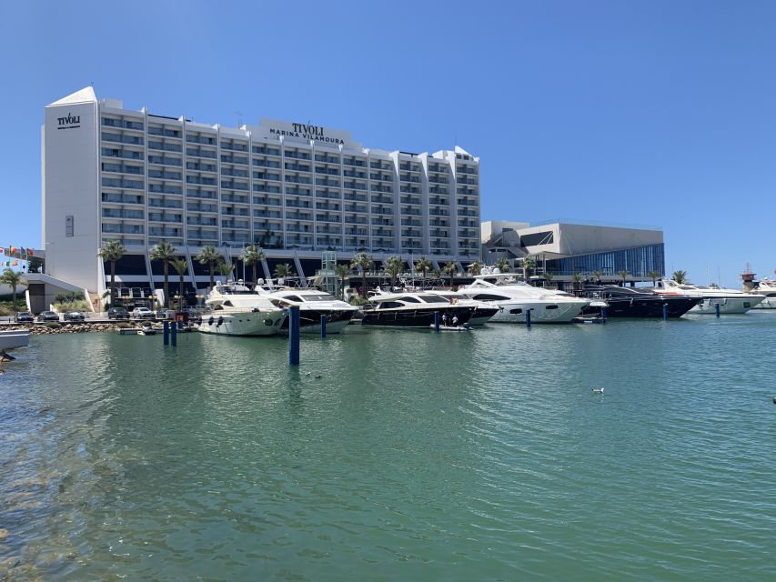 Faro Airport: Private Transfer To/From Ferragudo - Service Overview