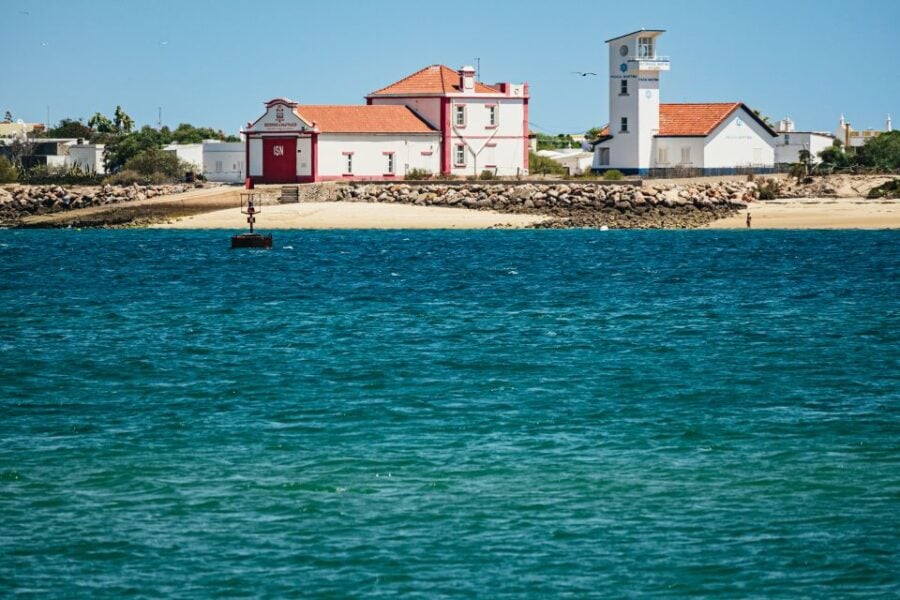 Faro: Deserta Island and Farol Island Catamaran Boat Trip