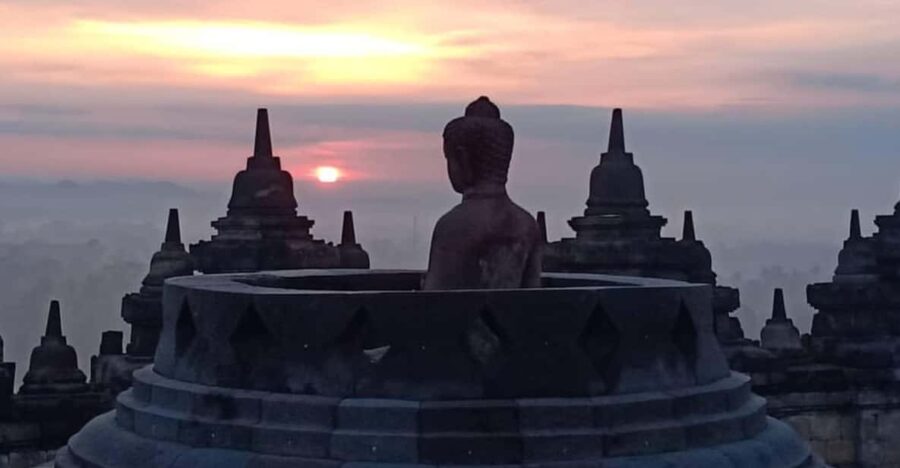 Fascinating Borobudur Package